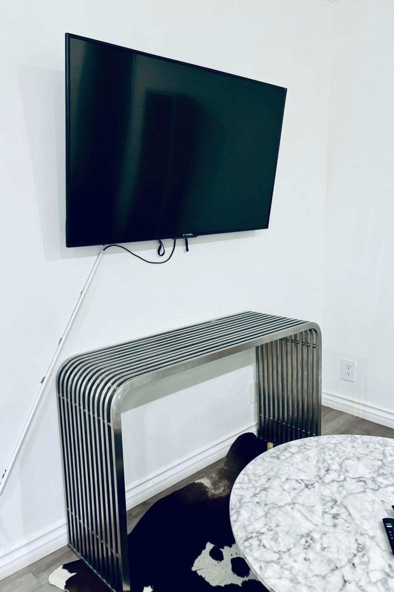 Modern, 1 Bed Condo, Downtown Century City Лос-Анджелес Екстер'єр фото